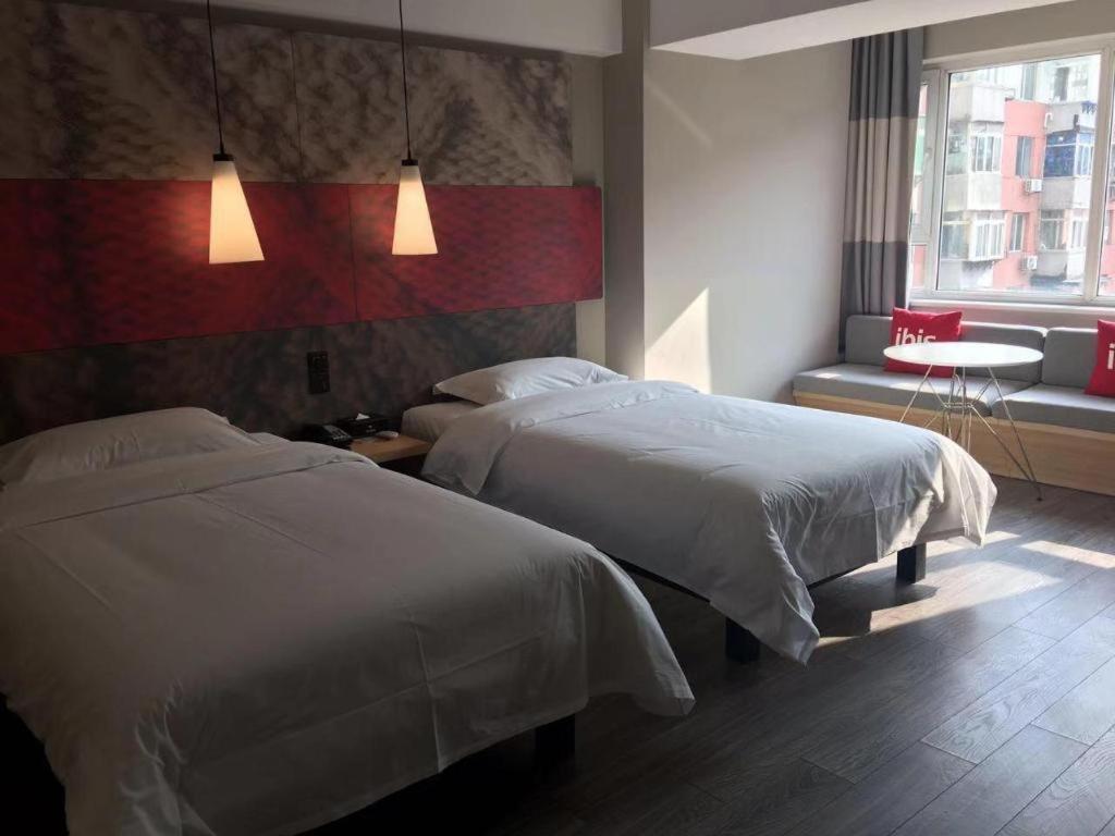 Hotel Ibis Shenyang North Station Esterno foto