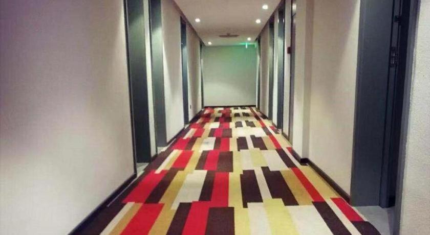 Hotel Ibis Shenyang North Station Esterno foto