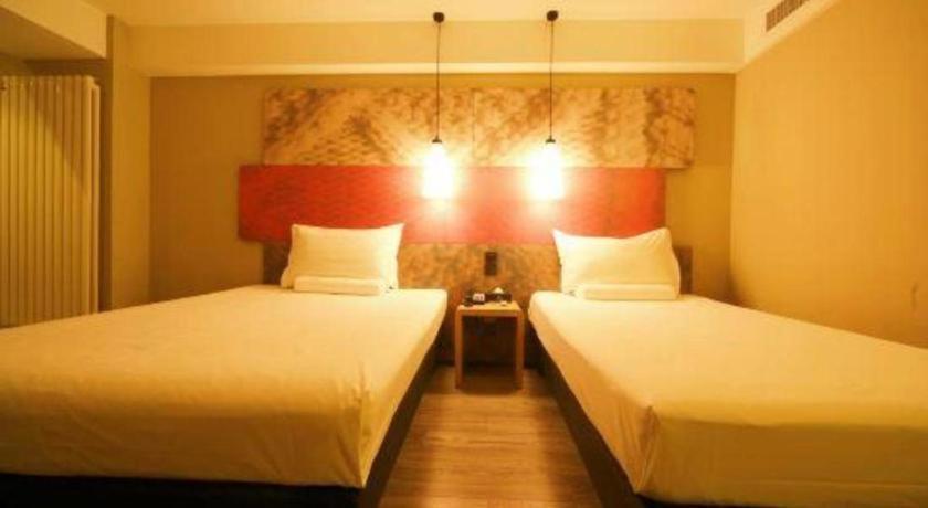 Hotel Ibis Shenyang North Station Esterno foto