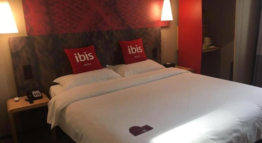 Hotel Ibis Shenyang North Station Esterno foto