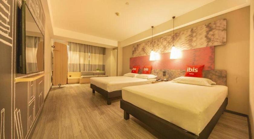 Hotel Ibis Shenyang North Station Esterno foto